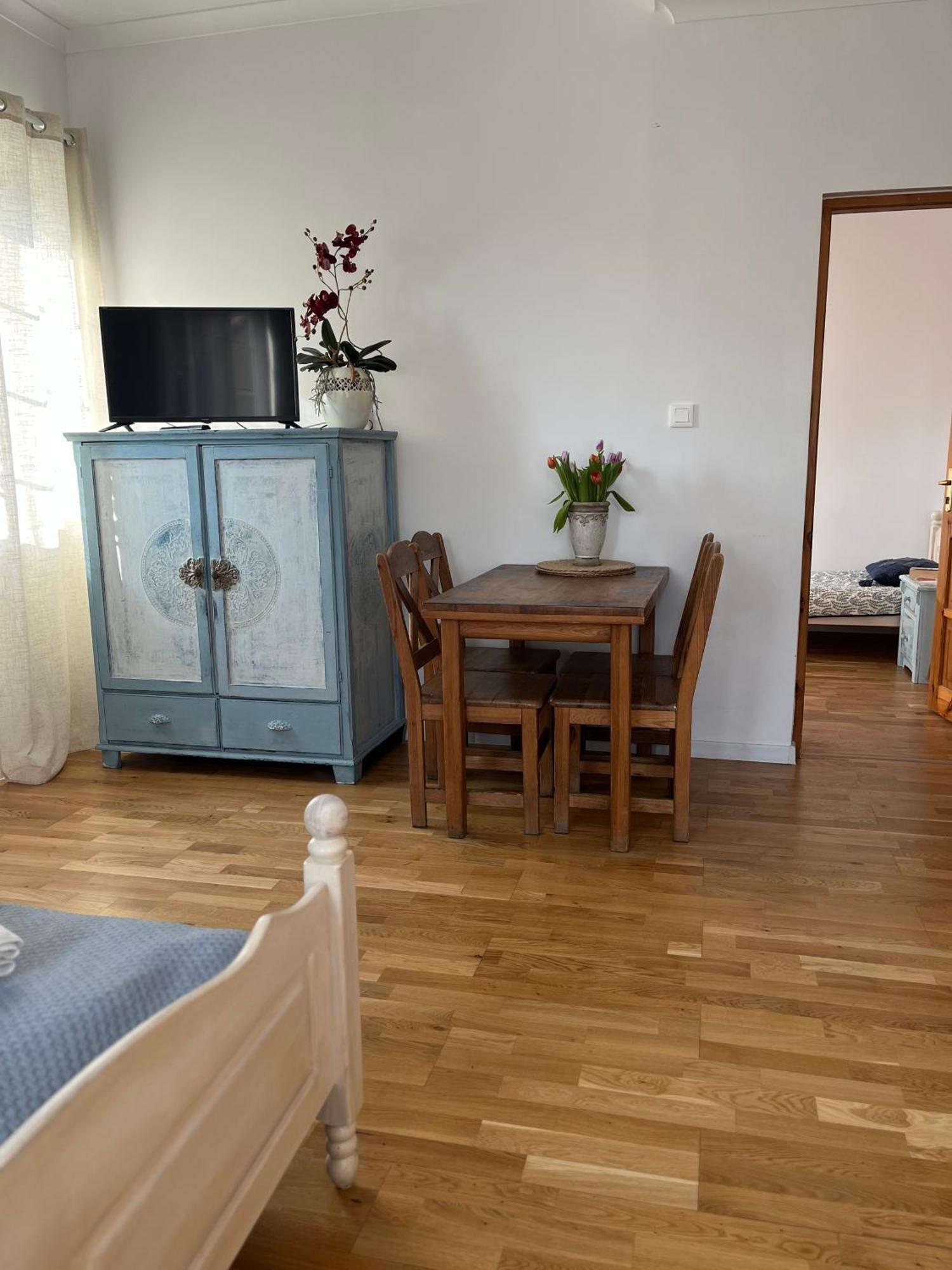 Gosciniec Strzecha Hotel Kąty Rybackie Buitenkant foto